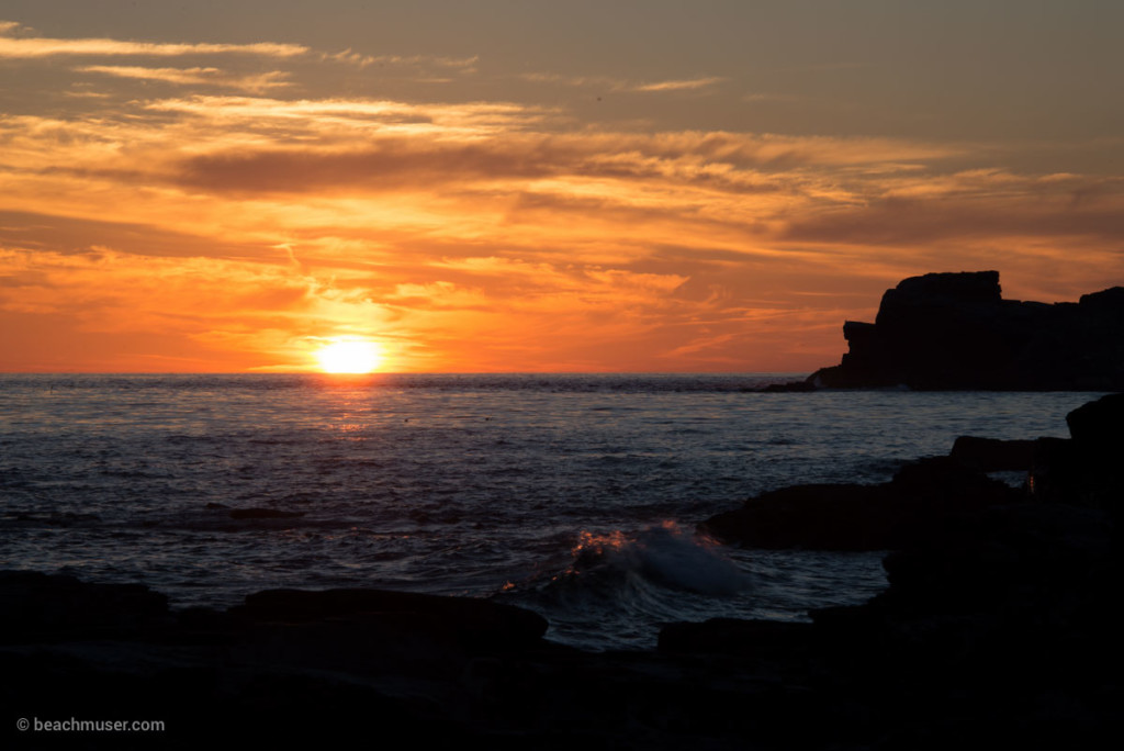 Sunset Wave Peaks